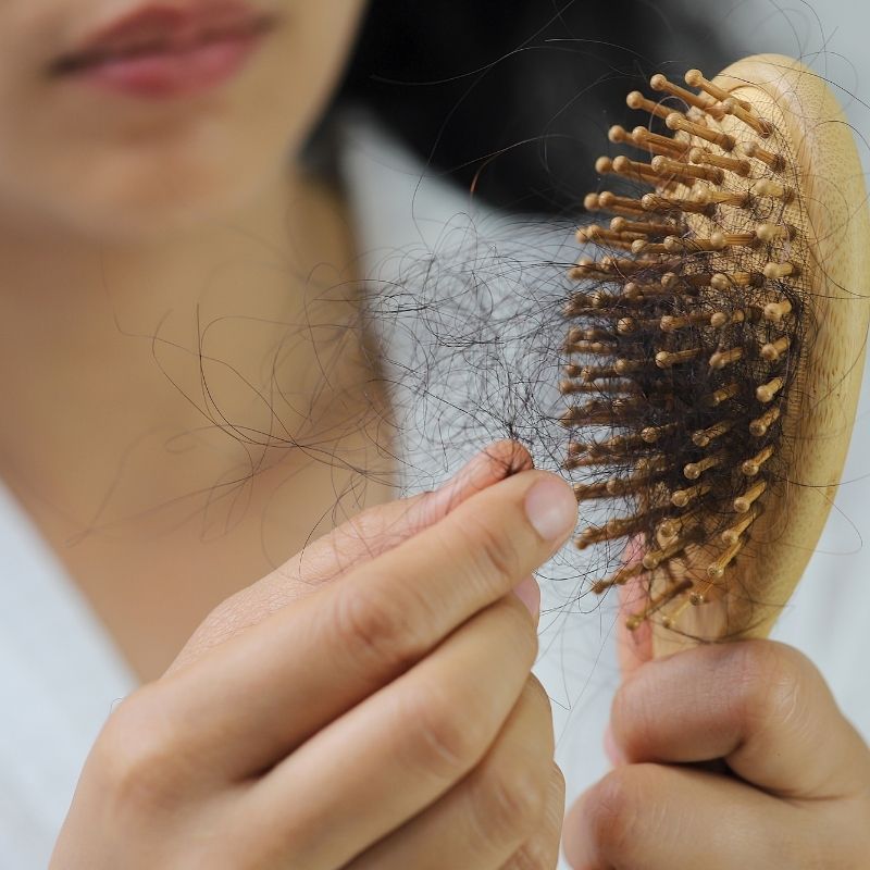 Saç Dökülmesi Nasıl Önlenir